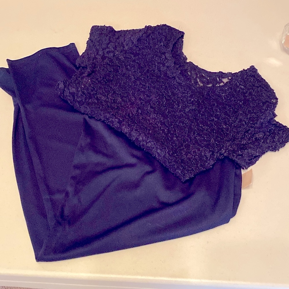 Ladies beautiful lounging pjs. Lace top & soft fabric pants with stretch. NWTags
